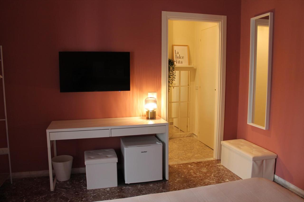 Casa Hari Bed & Breakfast Salerno Bagian luar foto
