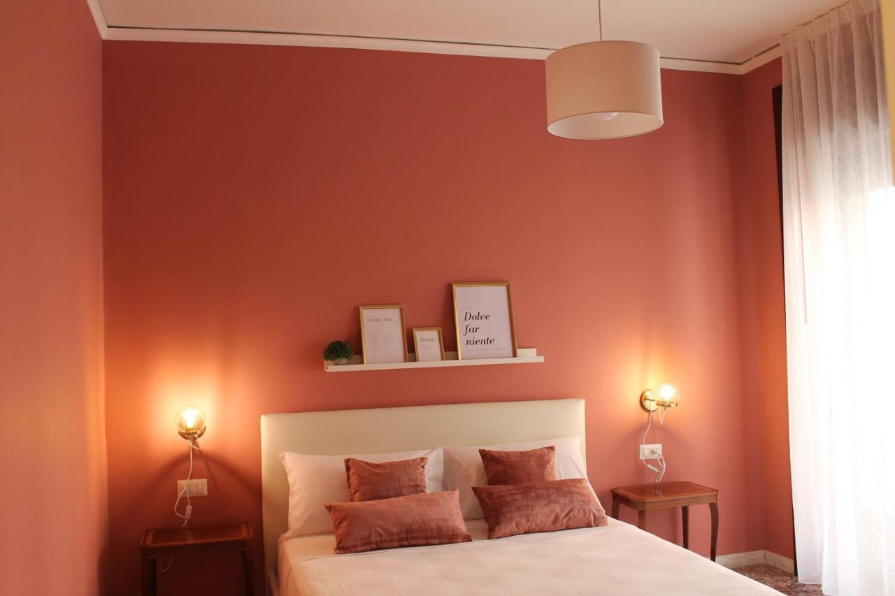 Casa Hari Bed & Breakfast Salerno Bagian luar foto