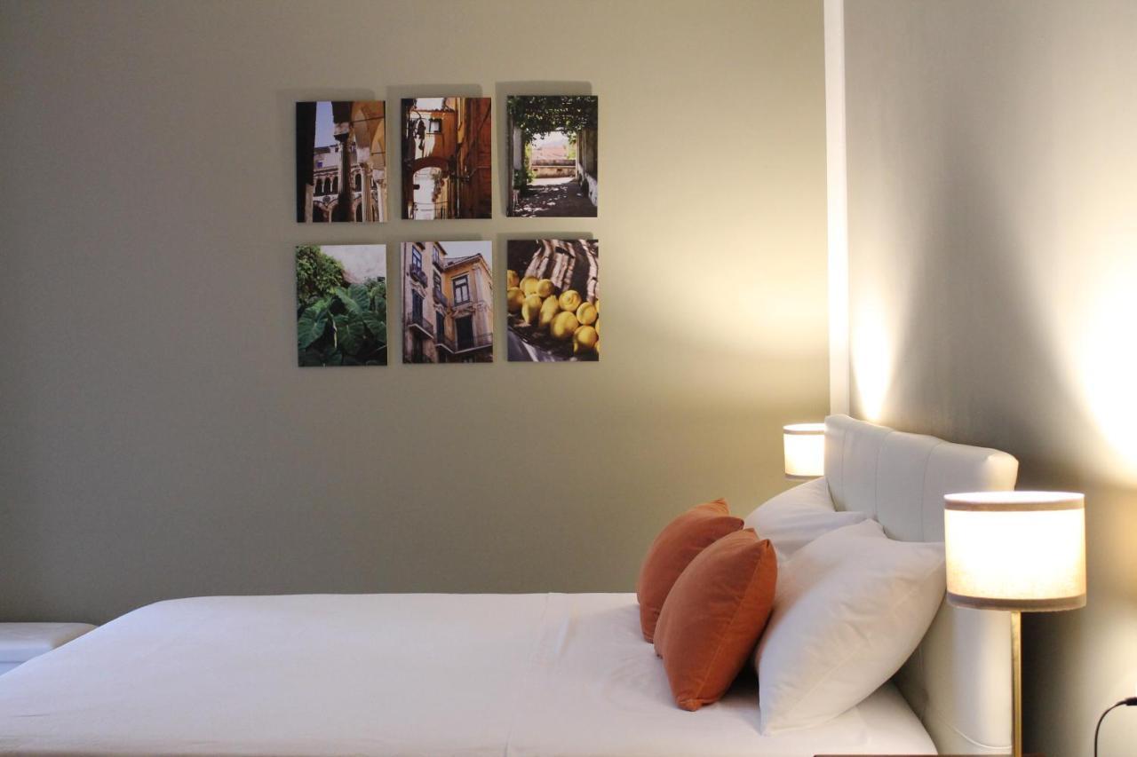 Casa Hari Bed & Breakfast Salerno Bagian luar foto